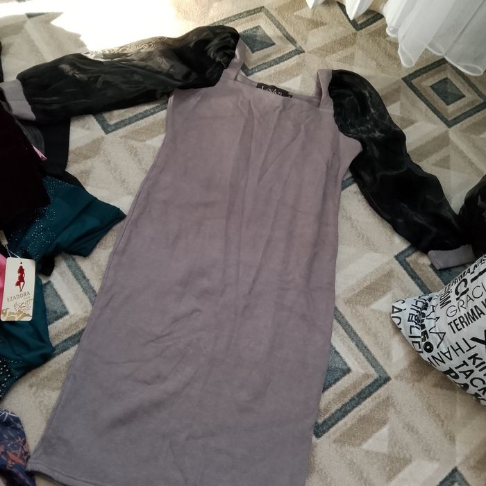 женский одежды 1000 тг