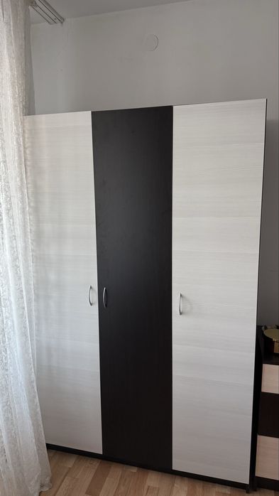 Шкаф, комод и туалетный столик