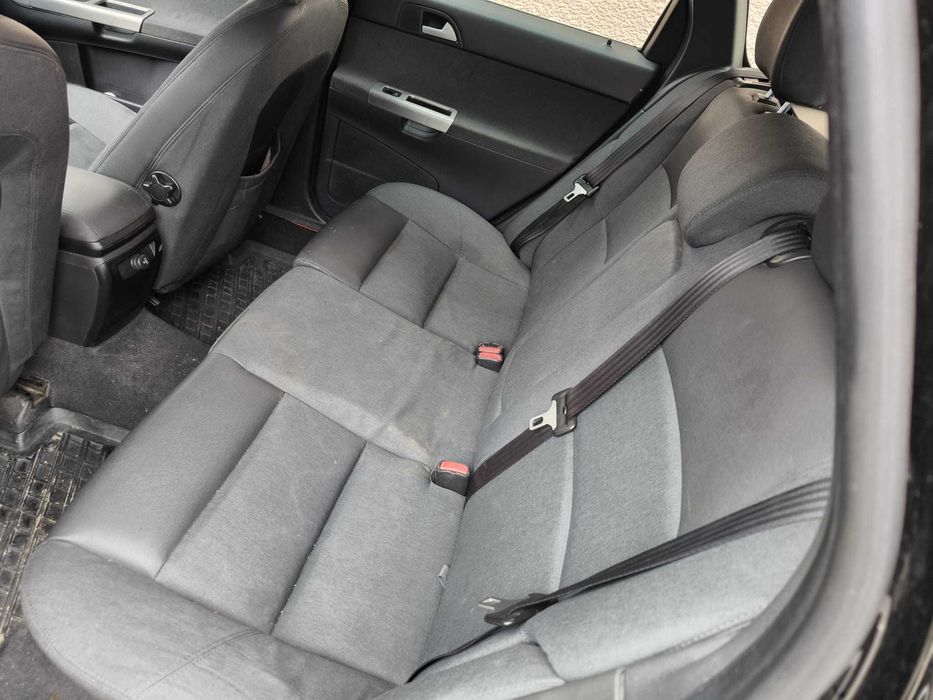 Vând Volvo V50, 2.0L diesel, an 2004