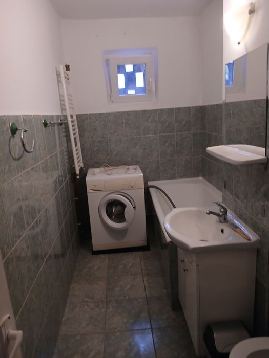 Apartament de închiriat