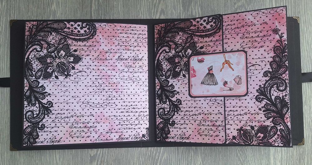 Скрапбук албум в черно и розово, ръчна изработка /23.18