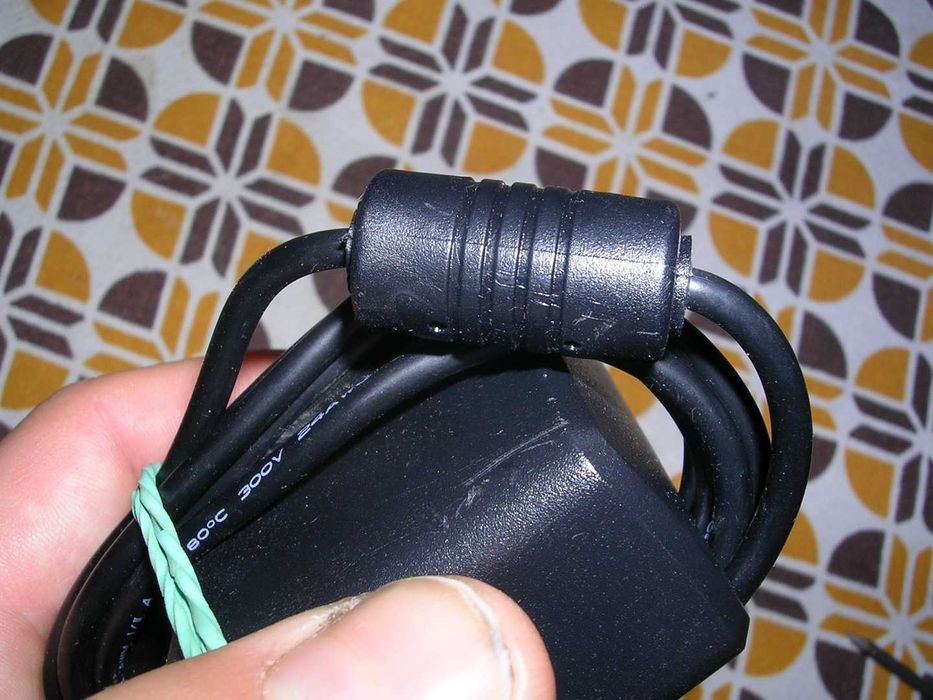 Адаптер 5 волта и USB кабел за Sony Ericsson