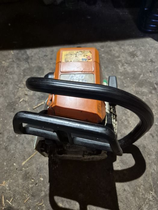 Drujbă  STIHL 023