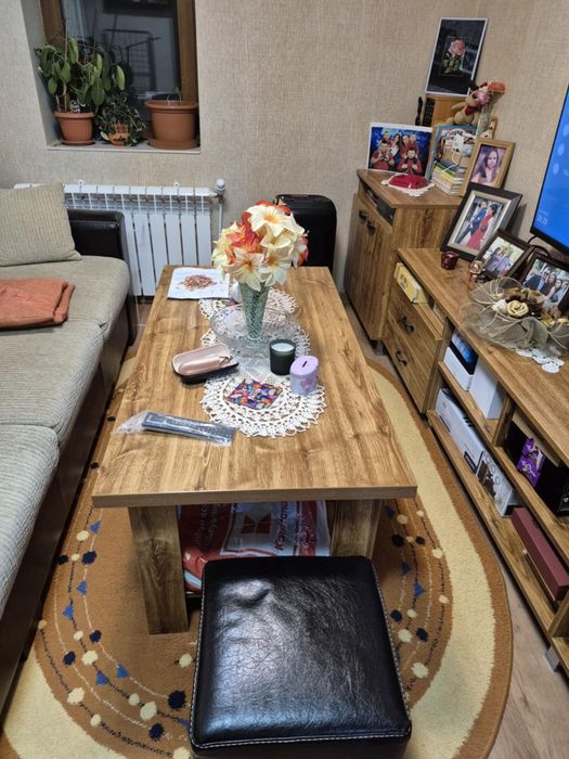 Холна маса в добро състояние