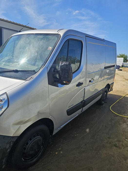 Dezmembrez Renault Master 2.3 dci,  2014.