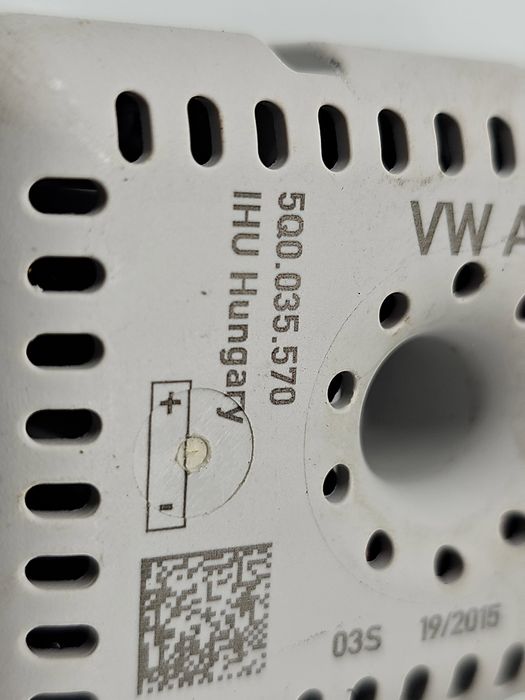 Amplificator antena Volkswagen Golf 7 (5G) [Fabr 2014-prezent] 5Q00355