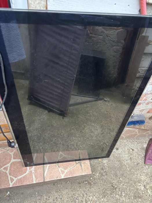 Televizor LG 42LE8500 defect
