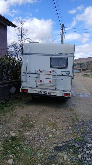 Продавам кемпер пежо 290В