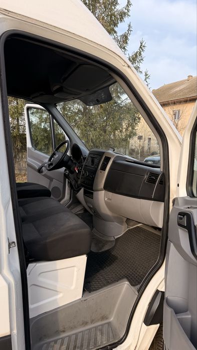 Duba Volkswagen Crafter 2.0 2015 Service Mobil