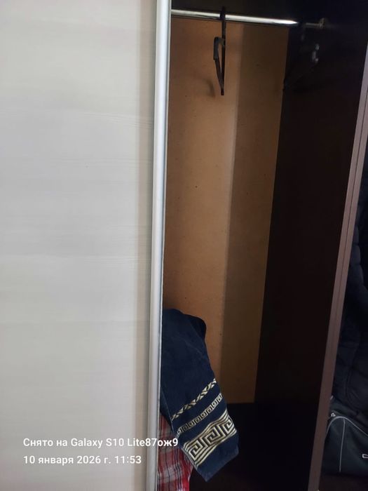 Продам шкаф раздвижные двери