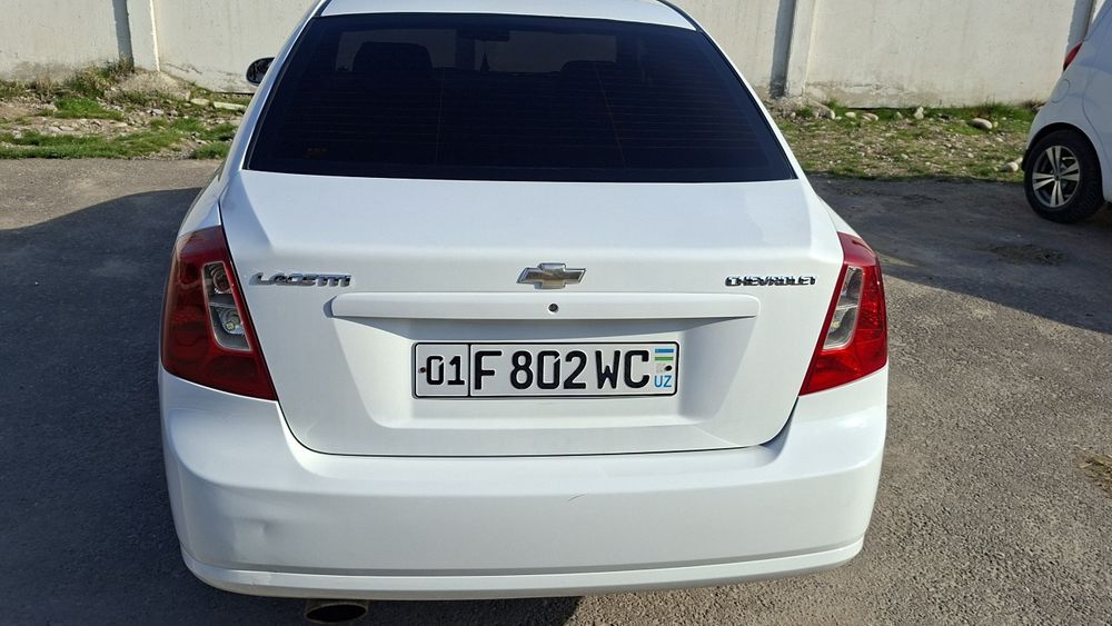 Лачети 1.8 2011 года