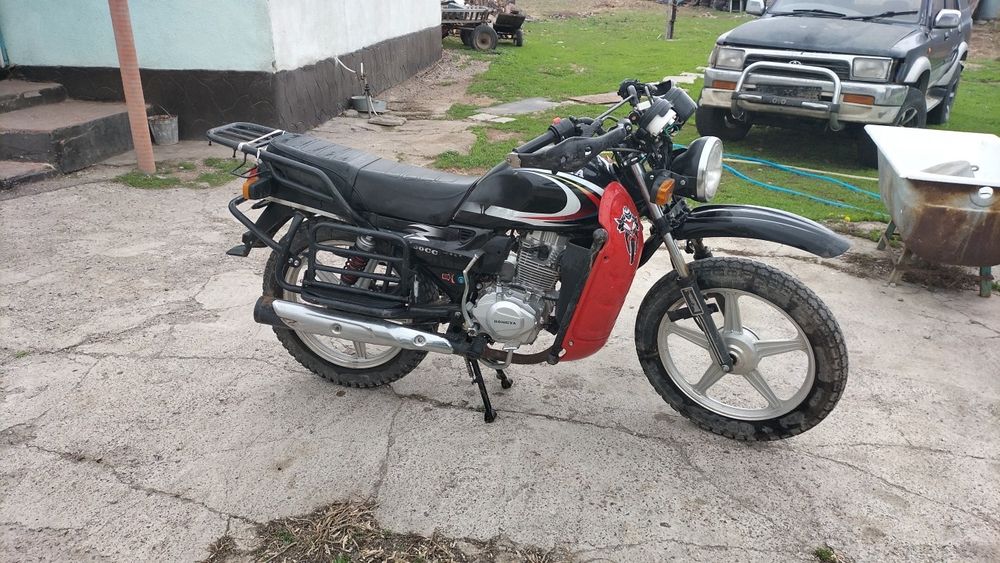 Мотоцикл 200 куб