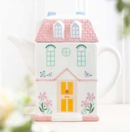 Чайник-къщичка - Pastel house shaped teapot, Charly Wilde