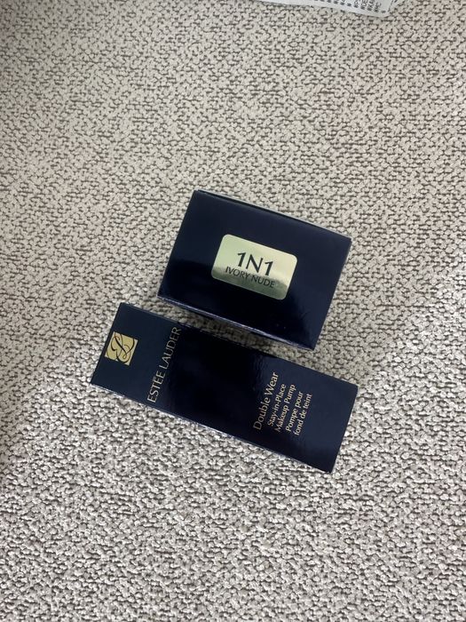Estee Lauder фон дьо тен 1N1