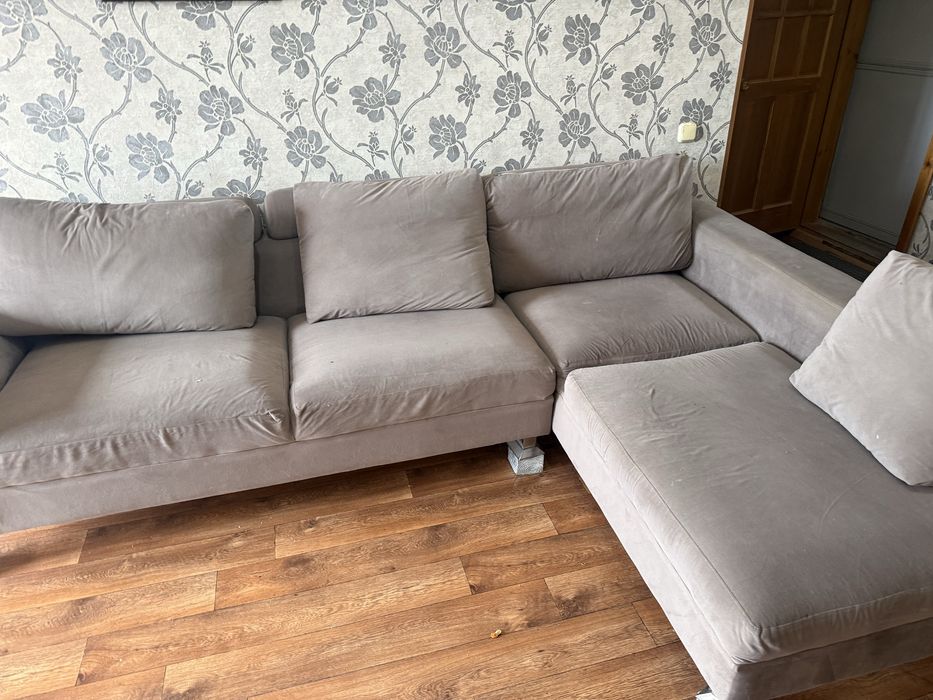 Угловой диван продается