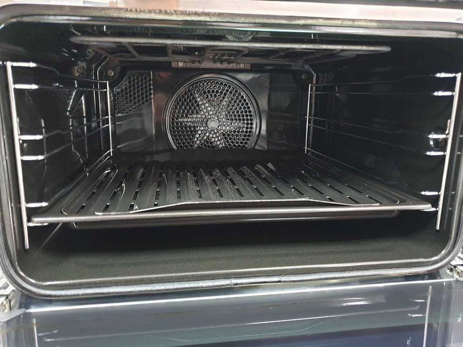 43L - Малка Miele Фурна с Пиролиза за Вграждане