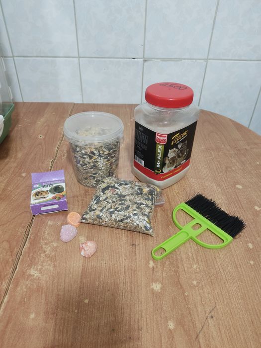 Клетка для хомяка.