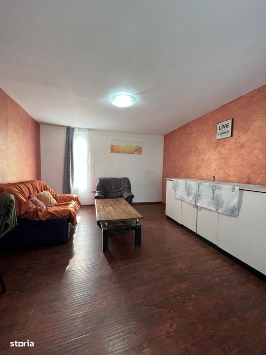 De închiriat | 3 camere | Piața Unirii | 2 dormitoare | 600 €/lună