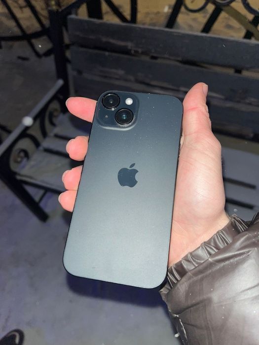 СРОЧНО Продам айфон 15 89%