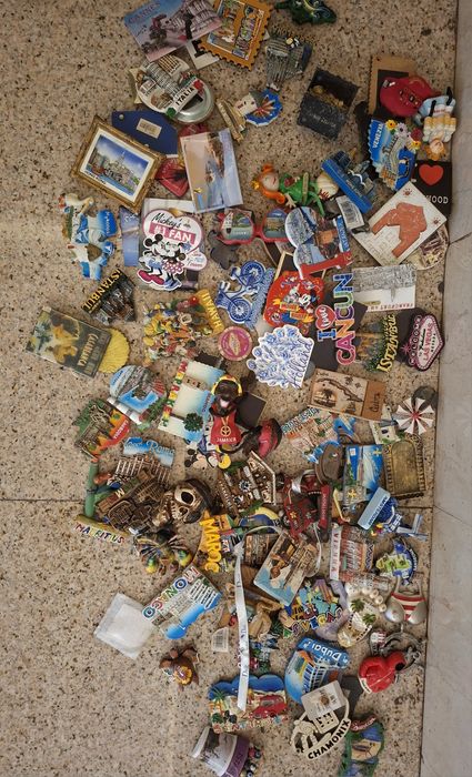 Magneți de frigider 90 de bucăți  300lei totate