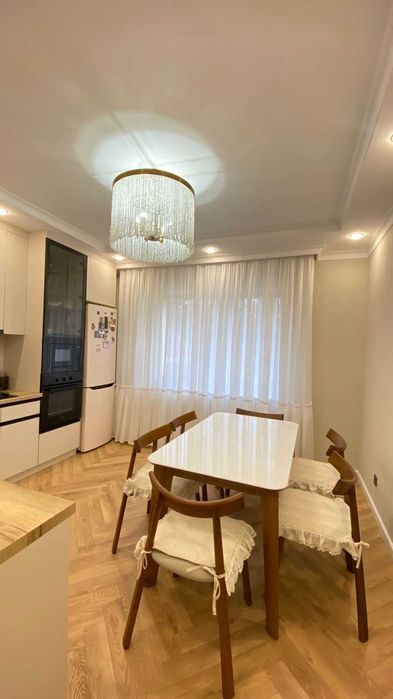 Продам 3-комн квартиру, IT лицей, 98 кв.м.