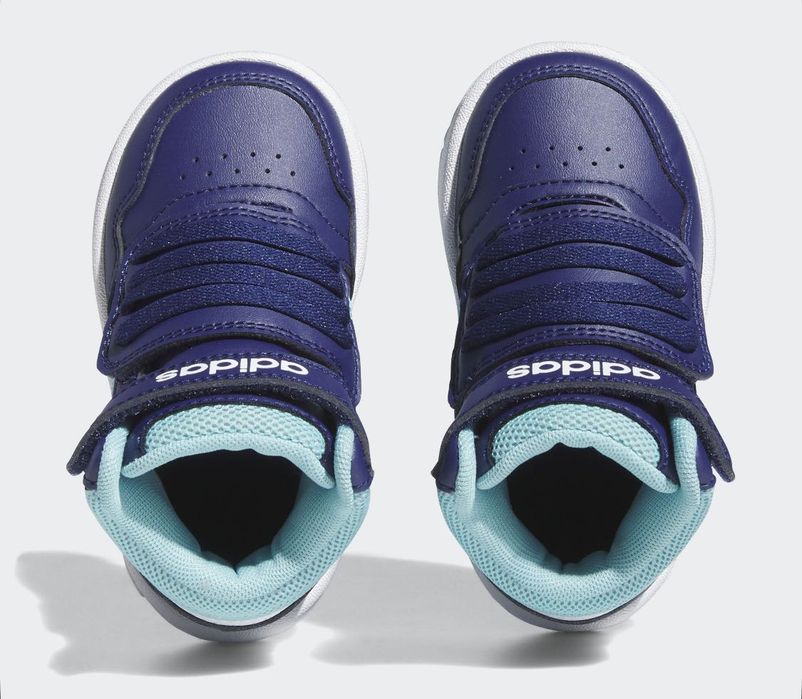 Детские кроссовки adidas