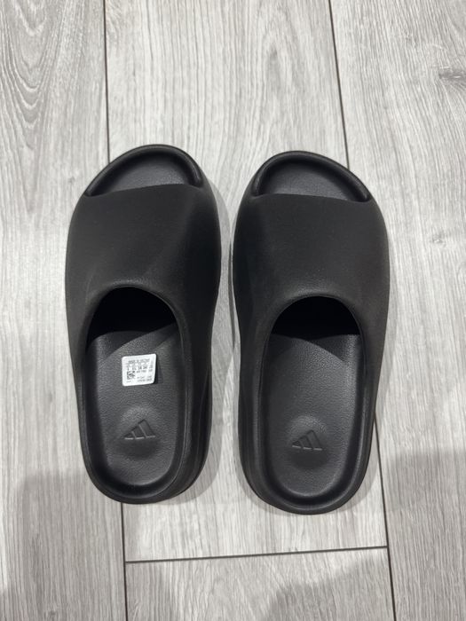 Yeezy Slide