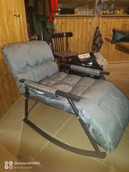 Люлеещ стол шезлонг