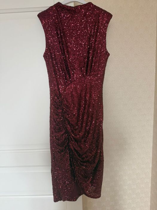 Платье вечернее почти новое