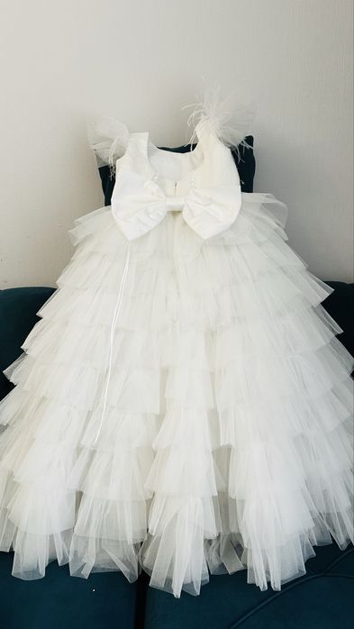 Продам бальное платье, рост 122