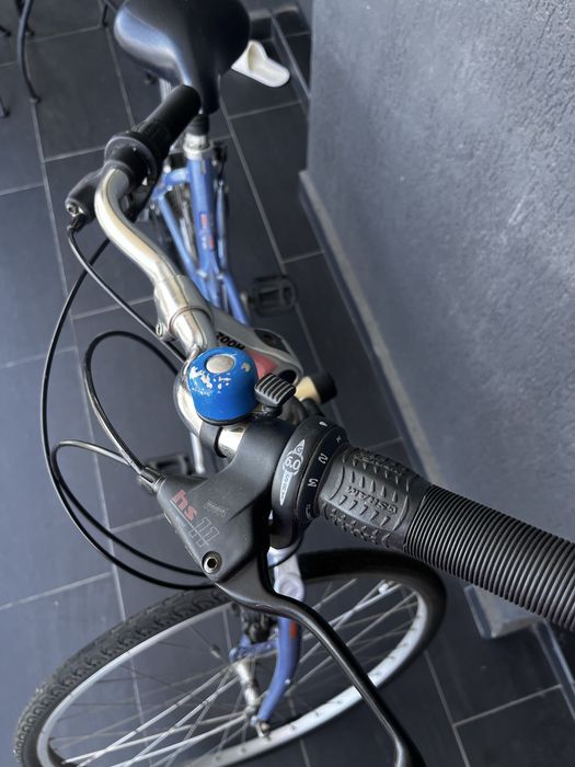 Bicicleta Giant mov metalic