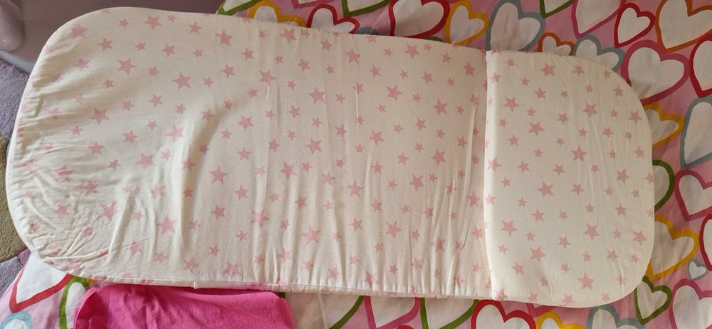 Универсален матрак за количка с възглавница + чаршаф с ластик