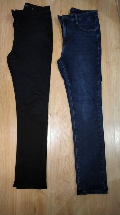 Продам 2 шт джинс