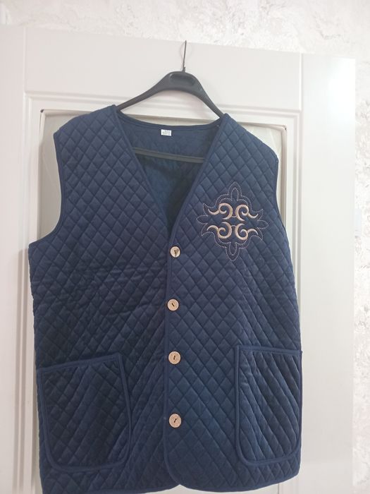 Новый жакет. Казакша. 3000 тенге