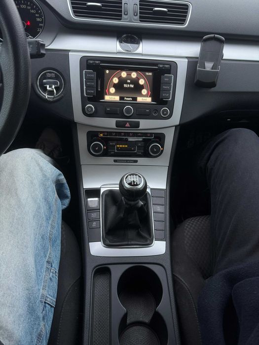 Vand VW Passat 1.6 TDI 105 CP 2012