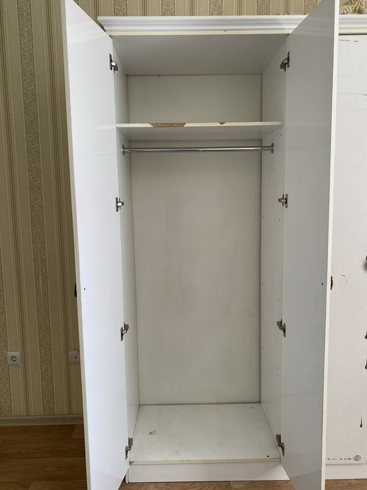 Большая стенка / 3 шкафа — 30 000 ₸, самовывоз