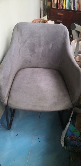 Scaun de masa modern