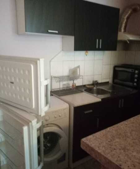 Дава се под наем Двустаен апартамент в Бургас, Меден рудник - зона А - 57 кв.м за 135 € - Снимка #3