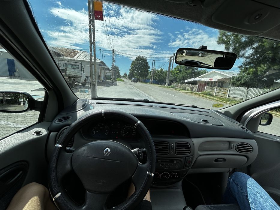 RENAULT Scenic 2000 — imagine 2