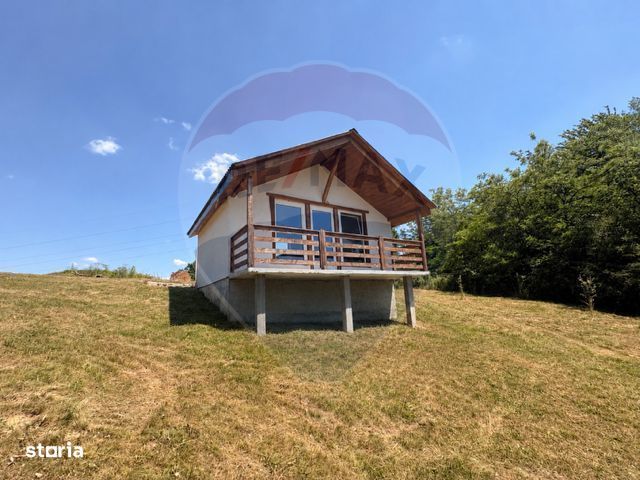 Cabana la munte+teren