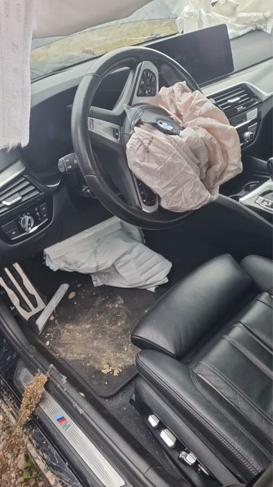 Bmw 530e lci hybrid m pachet an 2022 motor b48