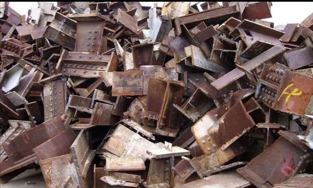 Металом маклатура пластик пластмасса пластик ок когоз китоб оламиз