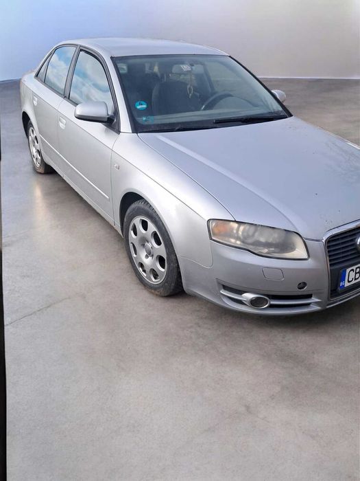 Продавам Audi А4