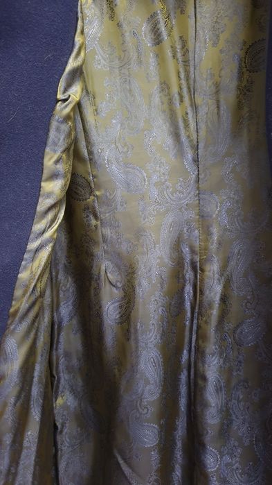 Продам зимнее пальто