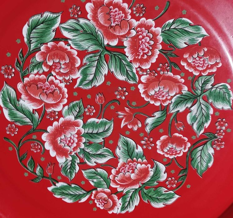 Эмалированное большое блюдо