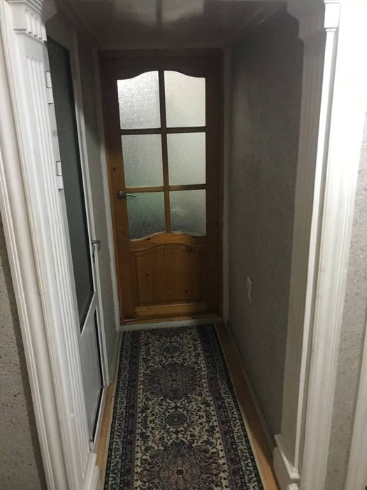 Срочно продается дом трехкомнатный ремонт средний келишамиз все остает