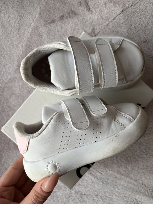 Детски маратонки адидас ,25 размер