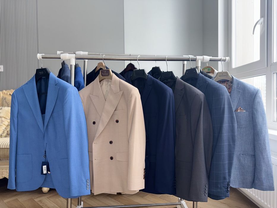 Костюмы все 5-10 тысячи