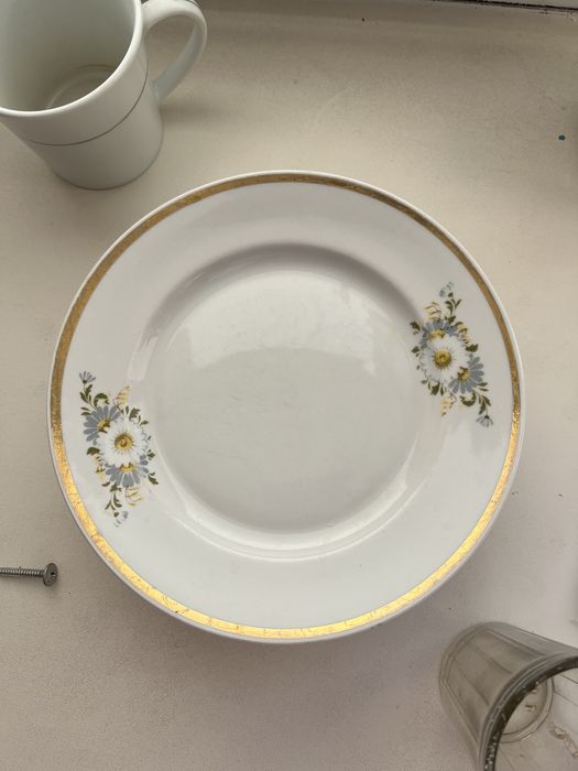 Продам посуду срочно