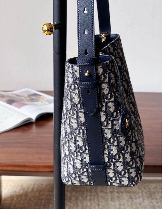 Geanta Dior , calitate premium , pe comanda , noua